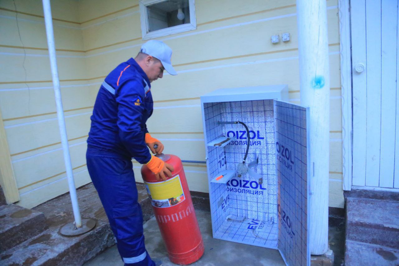 "Yangi Namangan" mahallasida suyultirilgan gaz taʼminoti modernizatsiya qilinmoqda