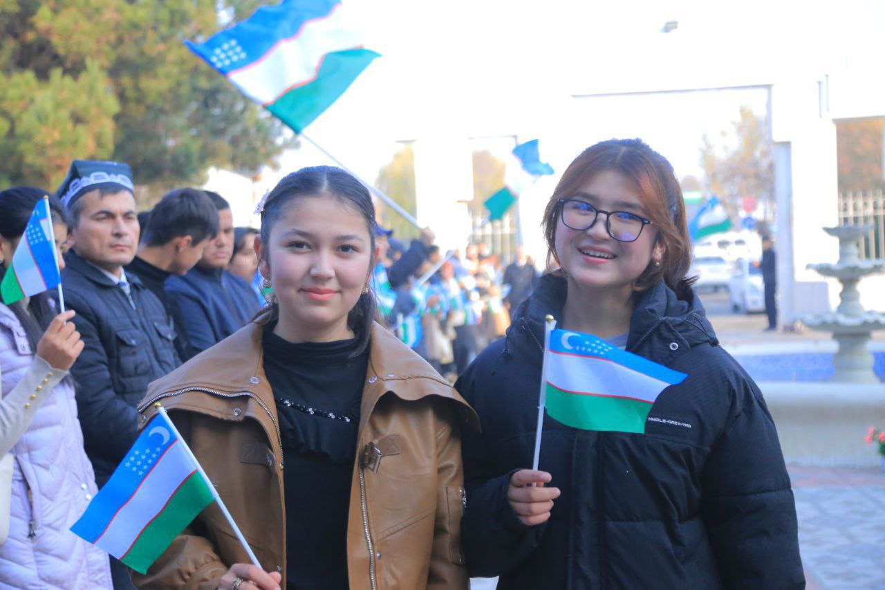 O‘zbekiston Respublikasi Davlat bayrog‘i qabul qilingan sana munosabati bayram tadbiri o‘tkazildi